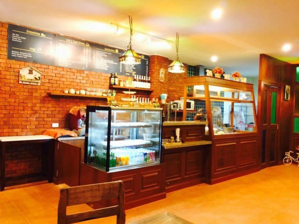บ้านสุดารัตน์ Phuket ภายนอก รูปภาพ